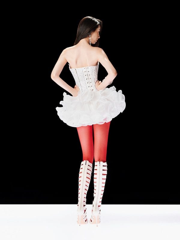 Yara Top Black - White